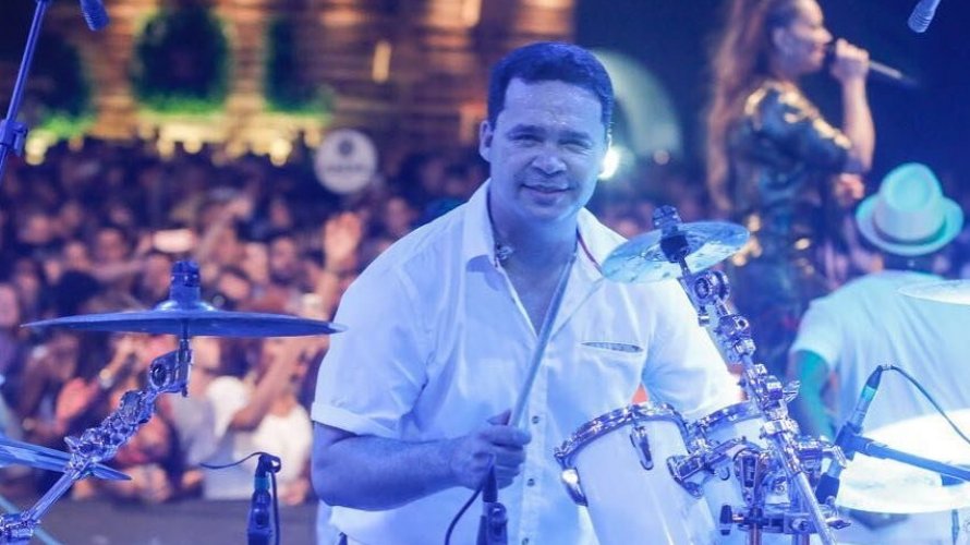 Baterista Riquelme, de Solange Almeida, confirma que ficará de fora do São João