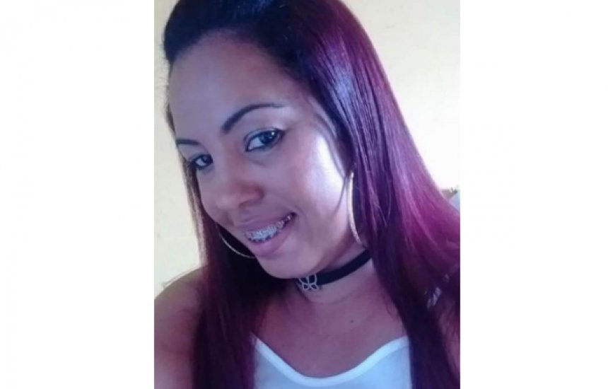 Mulher é assassinada na  madrugada deste sábado (30), em Camaçari