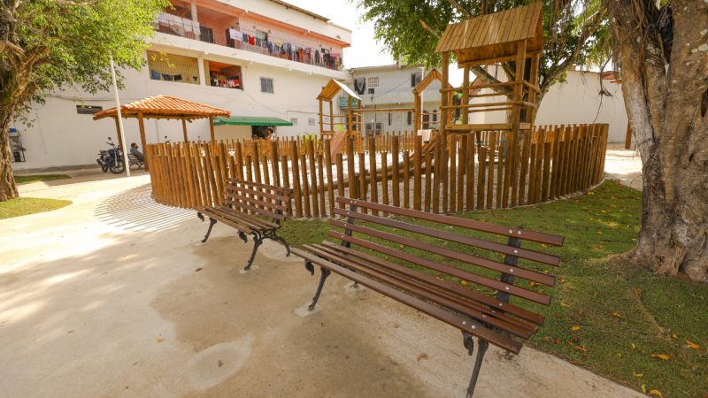 Praça da Rua Humberto de Campos já está à disposição da população
