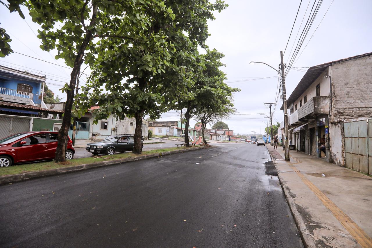 Av Rio Bandeira passa por obras de requalificação