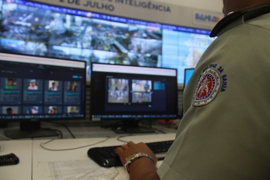 Assaltante é flagrado por câmeras do Reconhecimento Facial