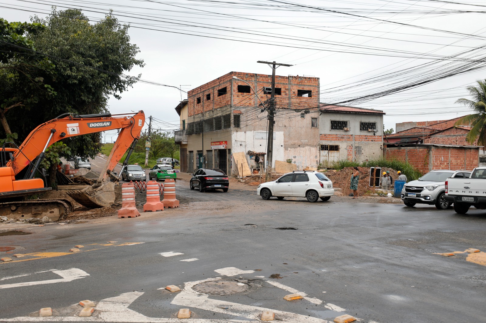 Rua Dom Avelar é liberada para o tráfego de veículos