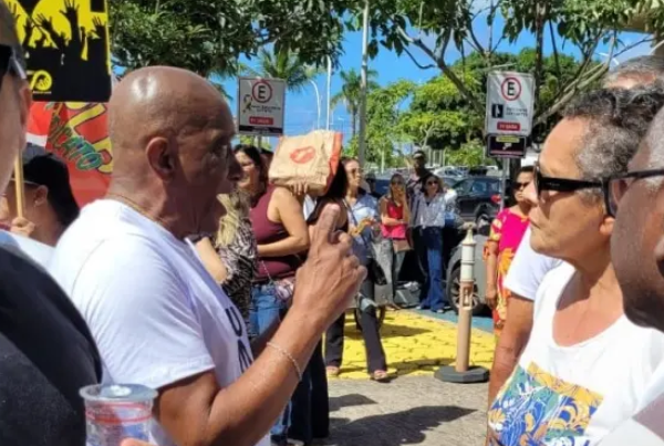 Professores da rede estadual anunciam paralisação das aulas até a próxima terça-feira