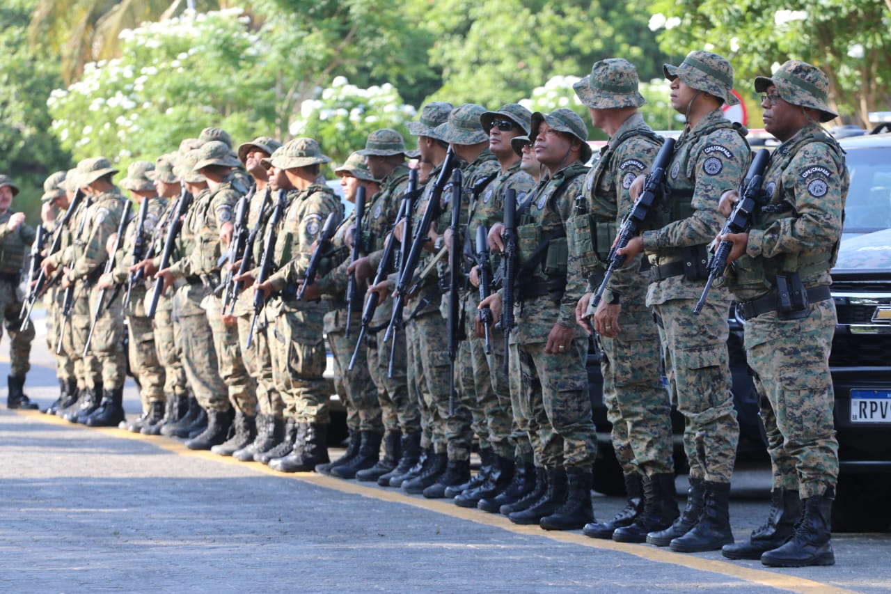 Companhia Independente de Policiamento Especializado Leste é criada e começa a operar em fevereiro na cidade de Feira de Santana