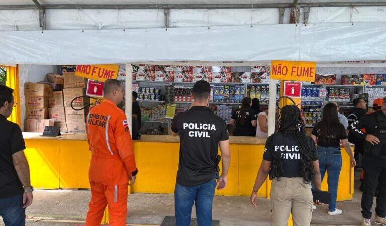 Operação em Chamas interdita quatro estabelecimentos e apreende 70 mil fogos