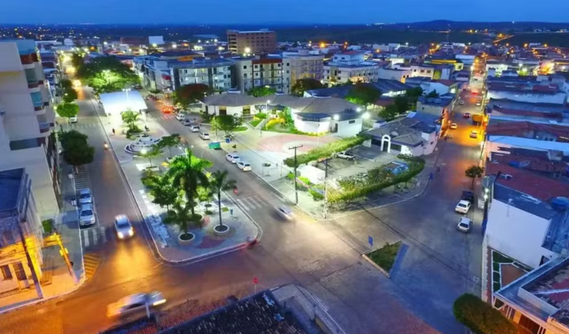 Homem é esfaqueado após dançar com mulher durante festa no interior da Bahia