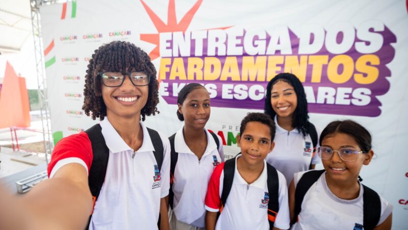 Entrega de uniformes é iniciada na rede municipal e reforça qualidade e igualdade na educação